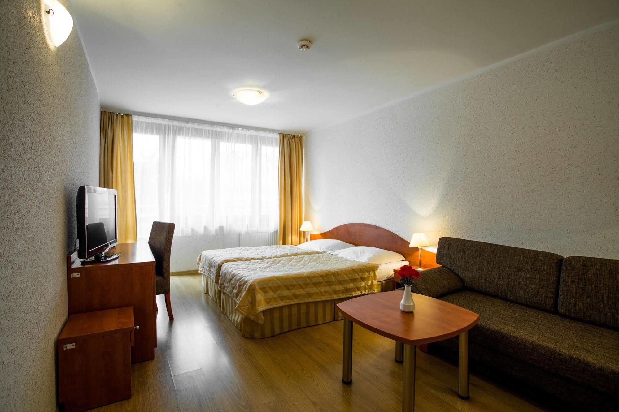 Hotel ***Nat Świnoujście Exterior foto